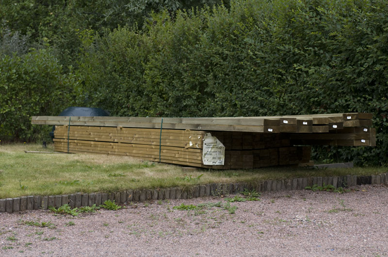 Terassi 3.jpg - Puutavara tuli kuten oli toimittajan kanssa sovittu. Puuliike OP-puu Espoo.